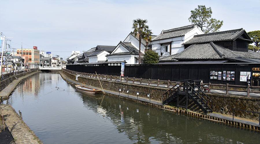 栃木市 巴波川の船着き場と蔵の街