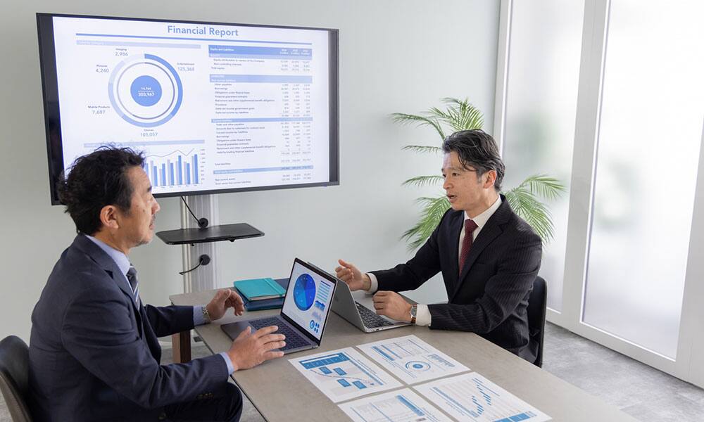 会社の将来を論議
